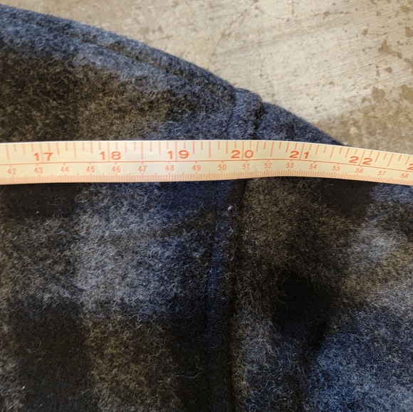 SOLD!!!VTG Filson 80s Wool Bird Hunting Coat - Picture 10 of 12